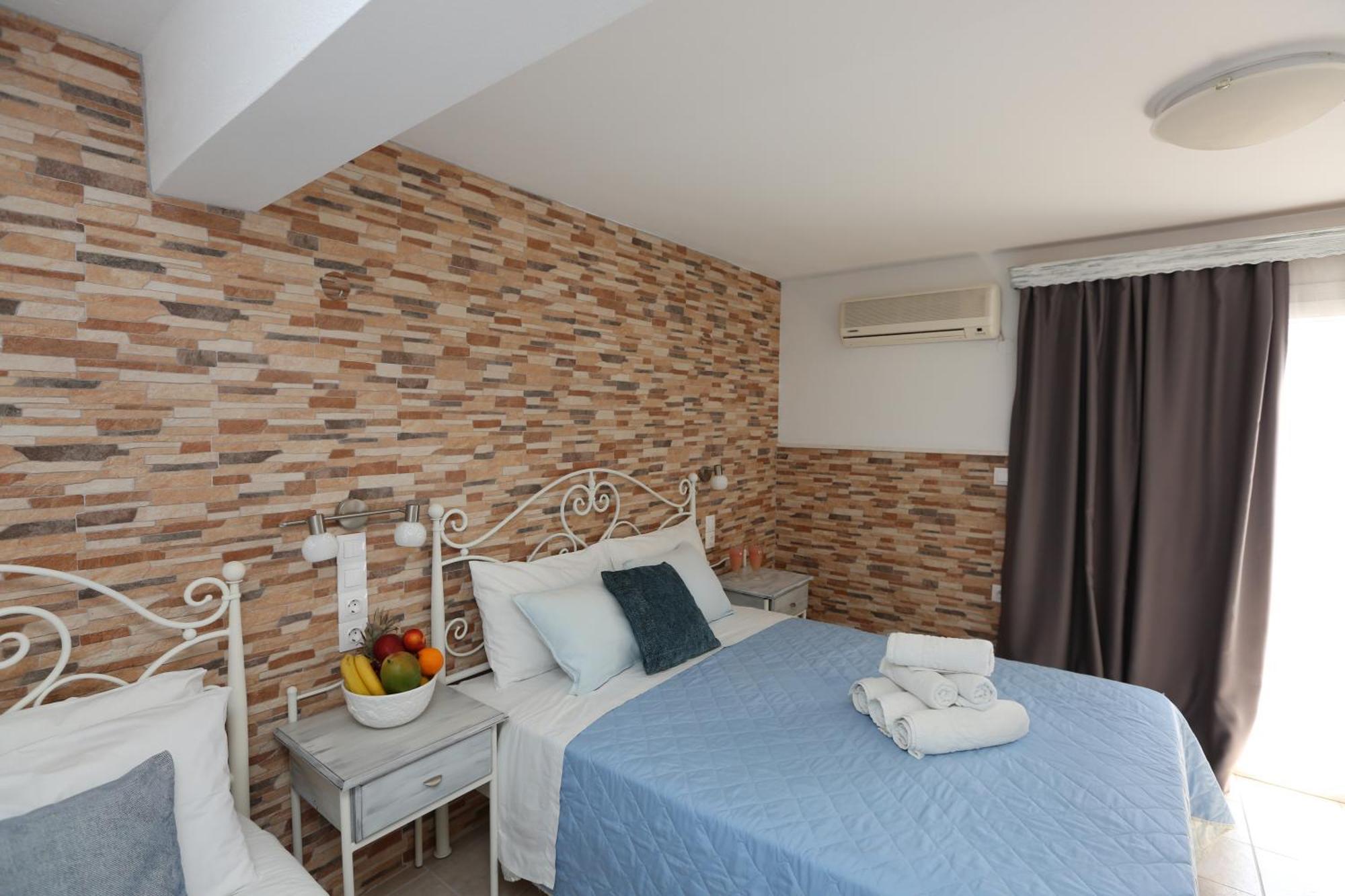 Hotel Kastro สเกียธอสทาวน์ ภายนอก รูปภาพ